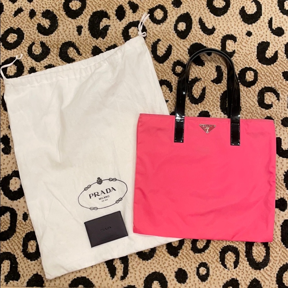 NEW 👛 Prada Vela Sport in Peonia | RARE FIND!
